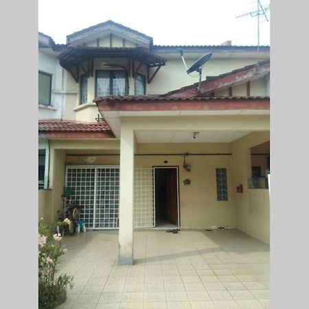 Orked Aeridina Homestay 普崇 外观 照片