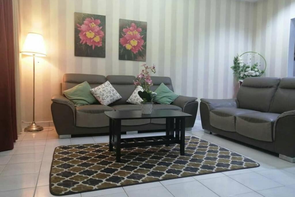 Orked Aeridina Homestay 普崇 外观 照片